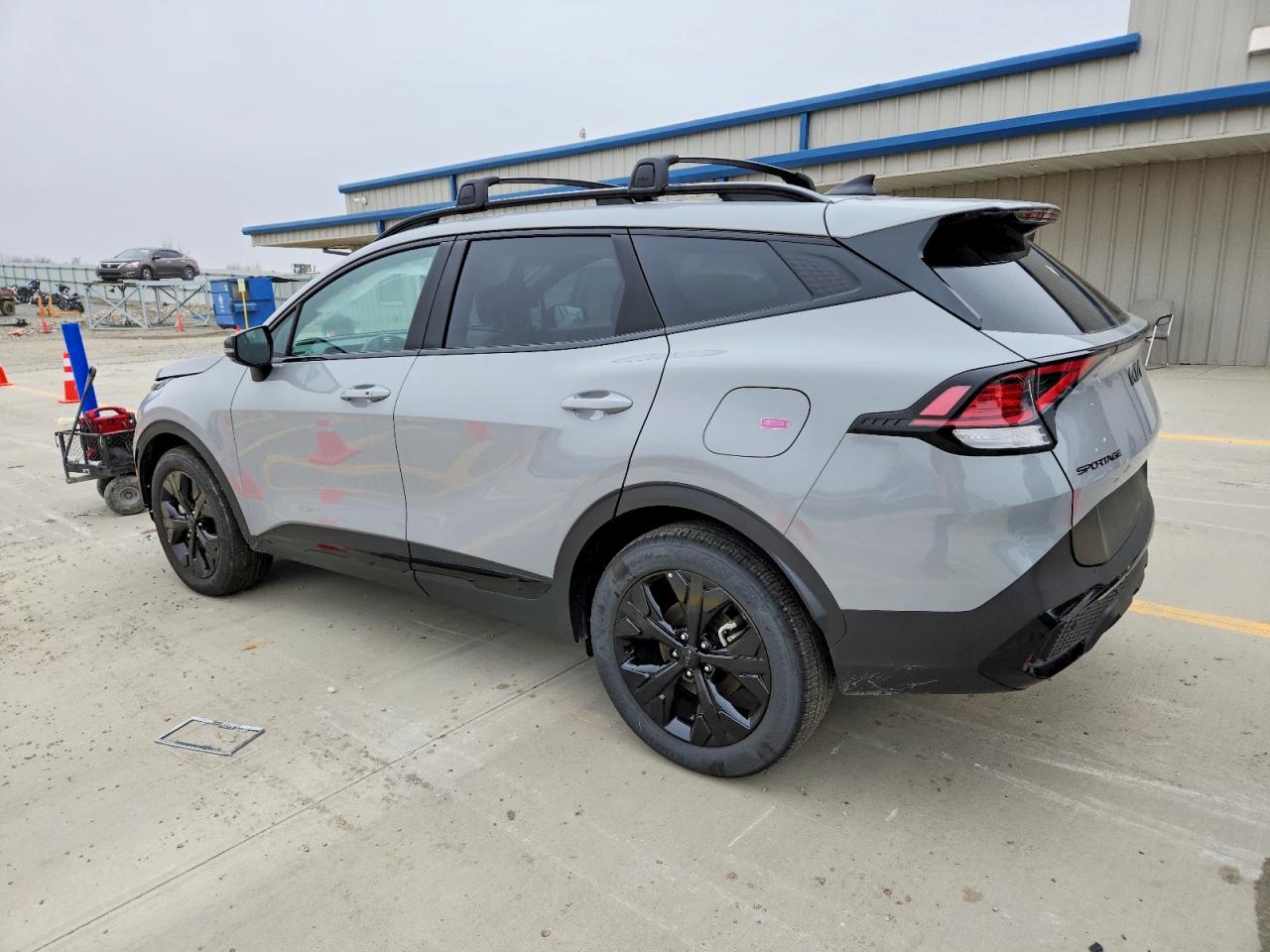 2025 KIA SPORTAGE X LINE photo 2