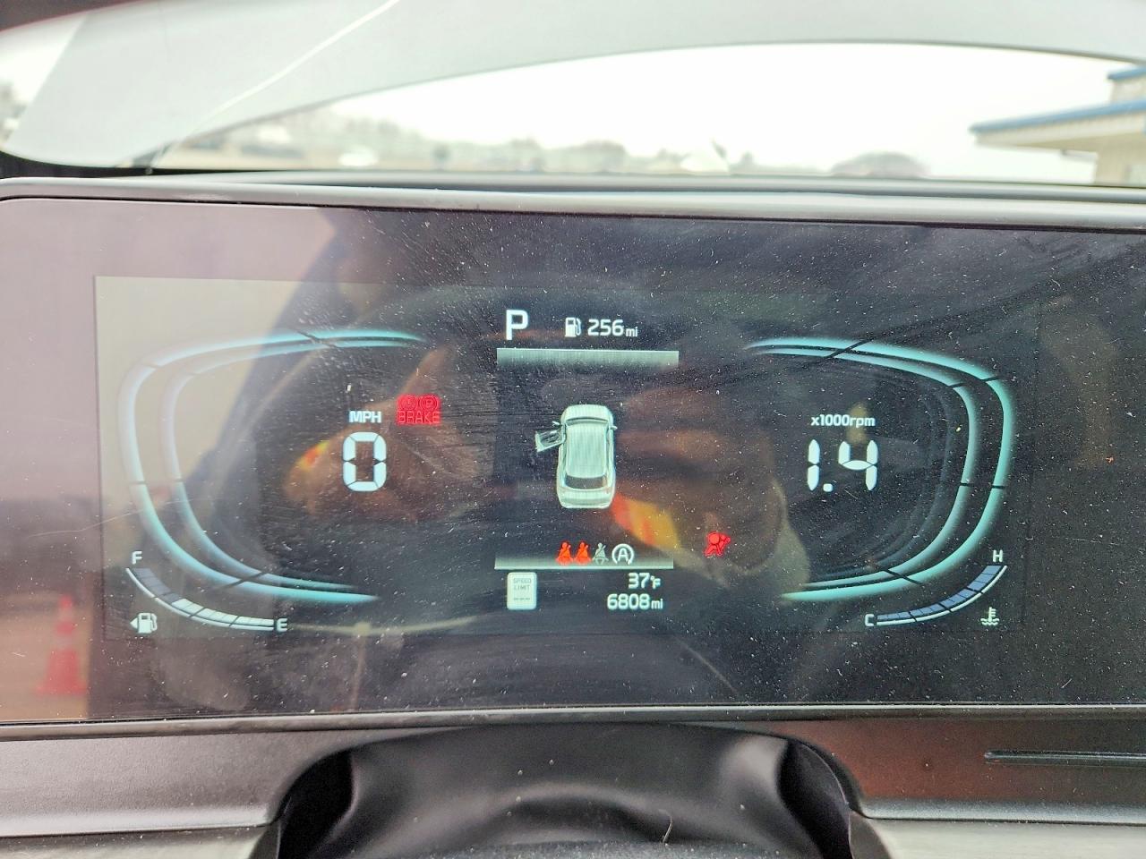 2025 KIA SPORTAGE X LINE photo 9