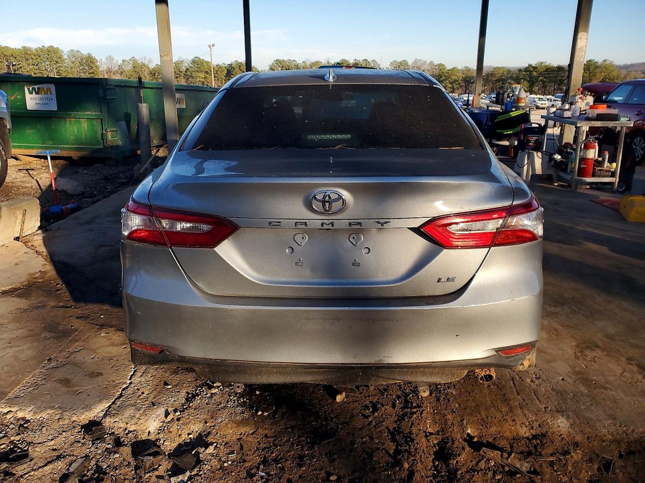 2019 TOYOTA CAMRY L photo 16