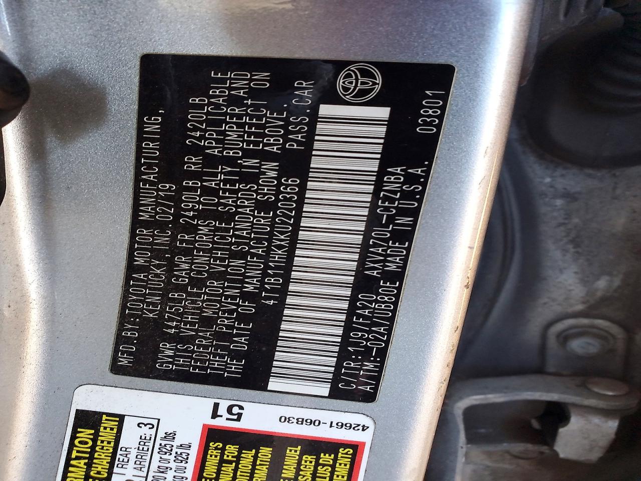 2019 TOYOTA CAMRY L photo 34
