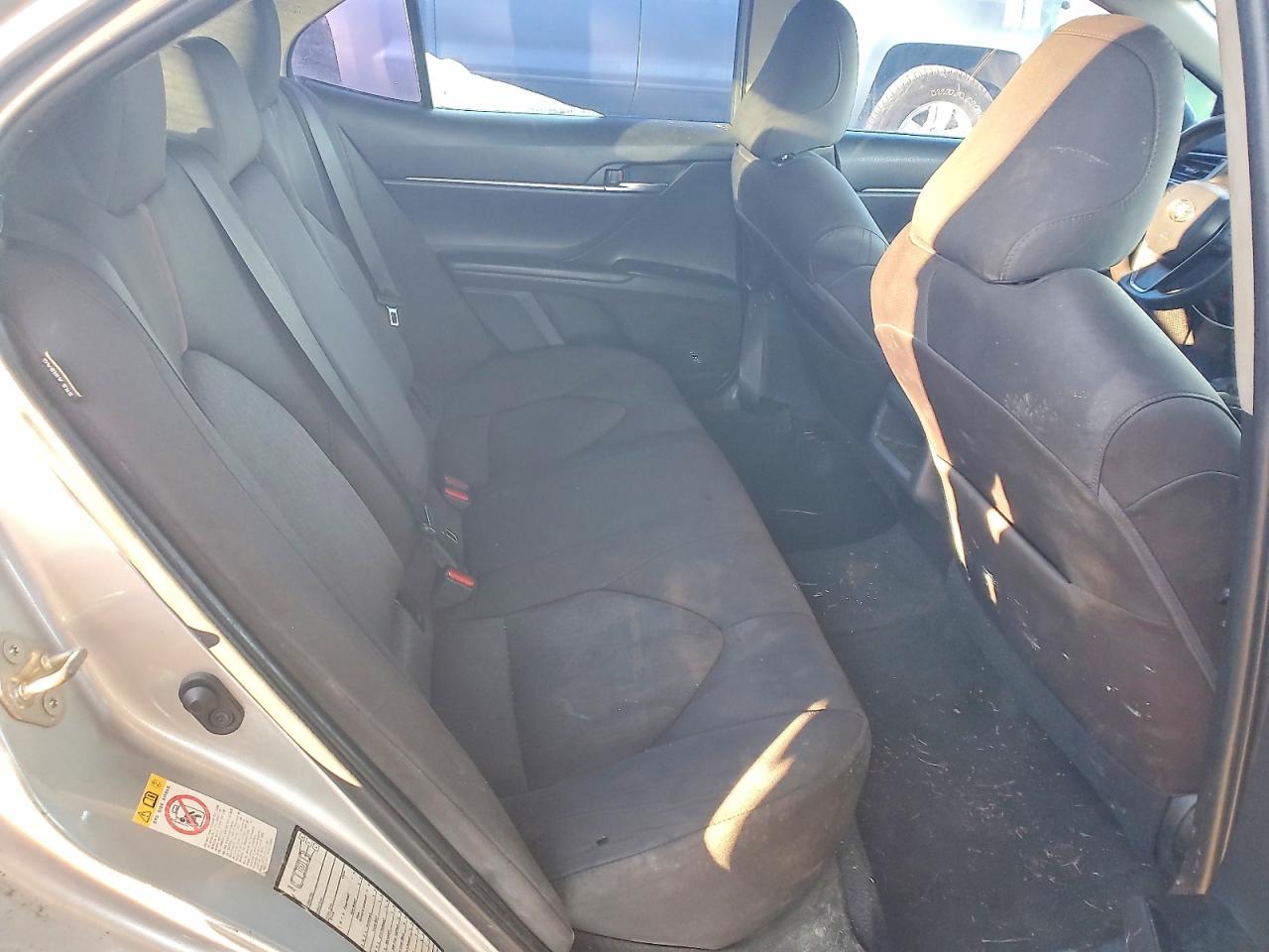 2019 TOYOTA CAMRY L photo 28