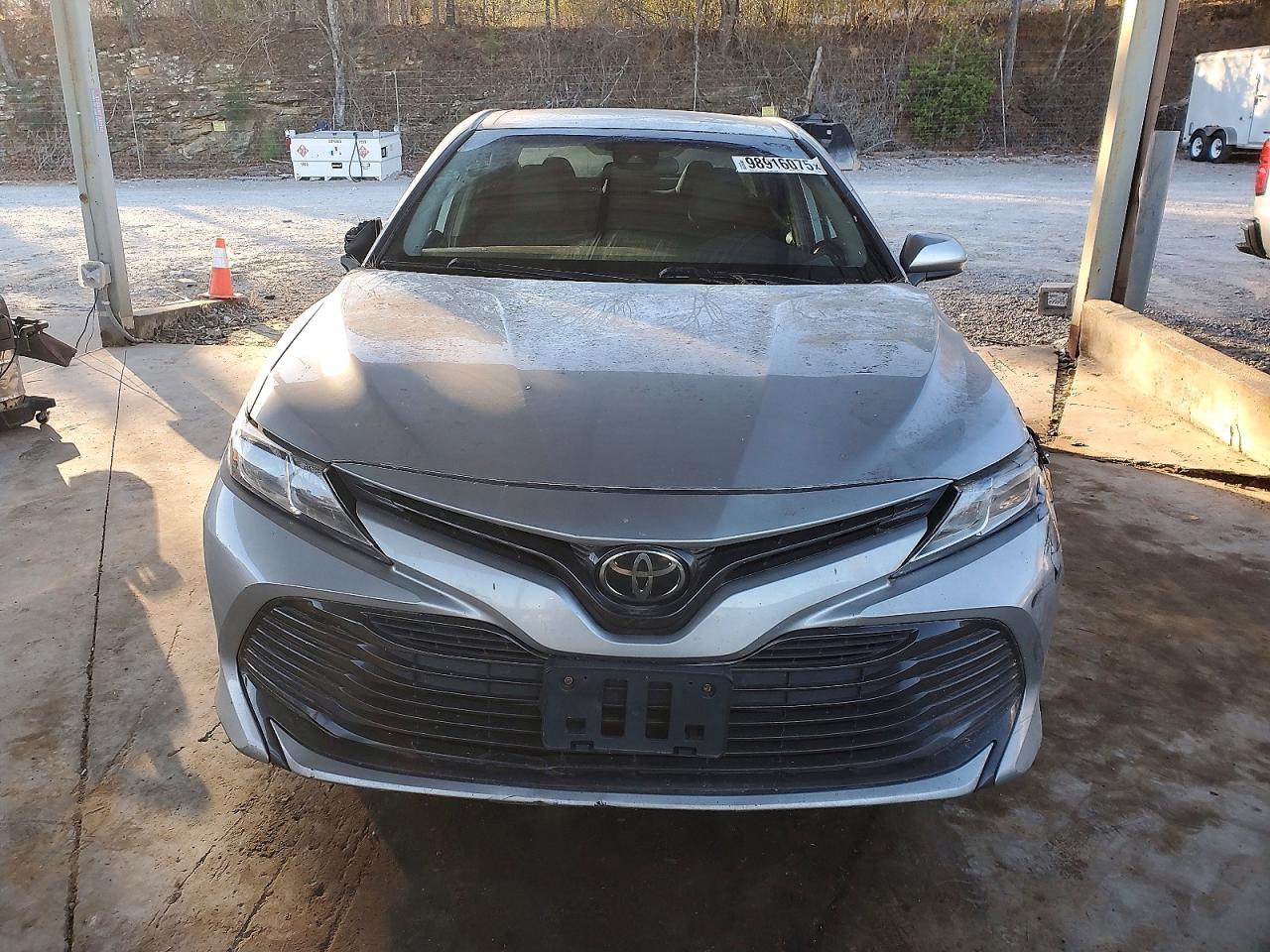 2019 TOYOTA CAMRY L photo 13