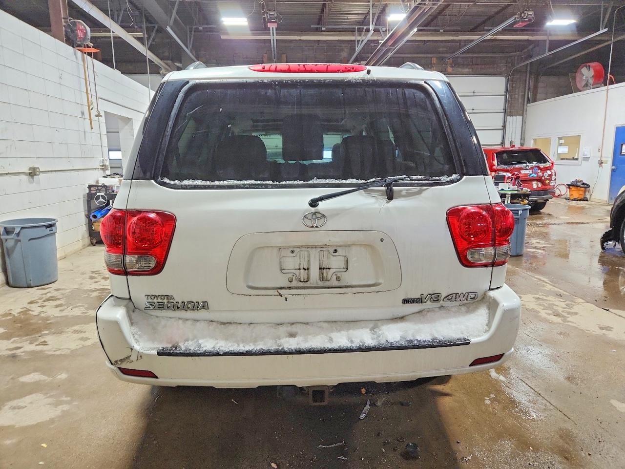 2006 TOYOTA SEQUOIA LIMITED photo 6