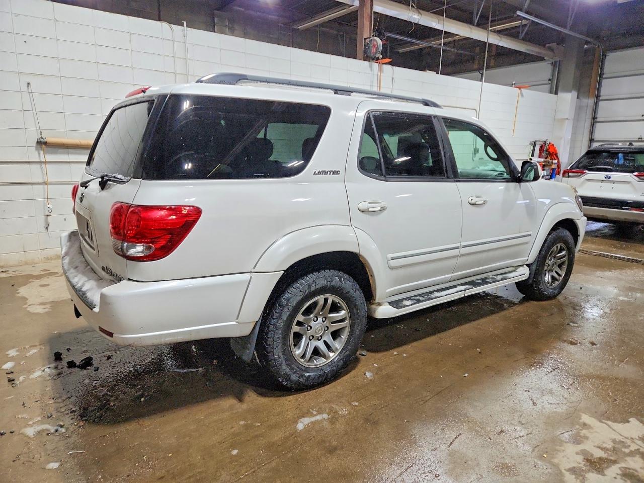 2006 TOYOTA SEQUOIA LIMITED photo 3