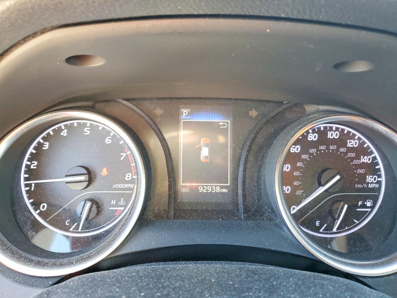 2018 TOYOTA CAMRY L photo 9