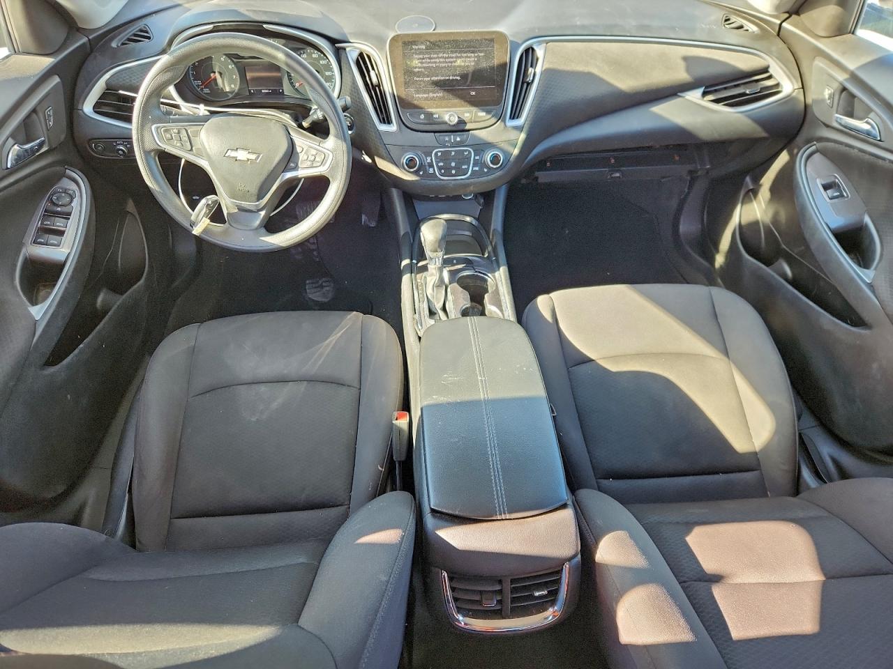 2022 CHEVROLET MALIBU LT photo 8