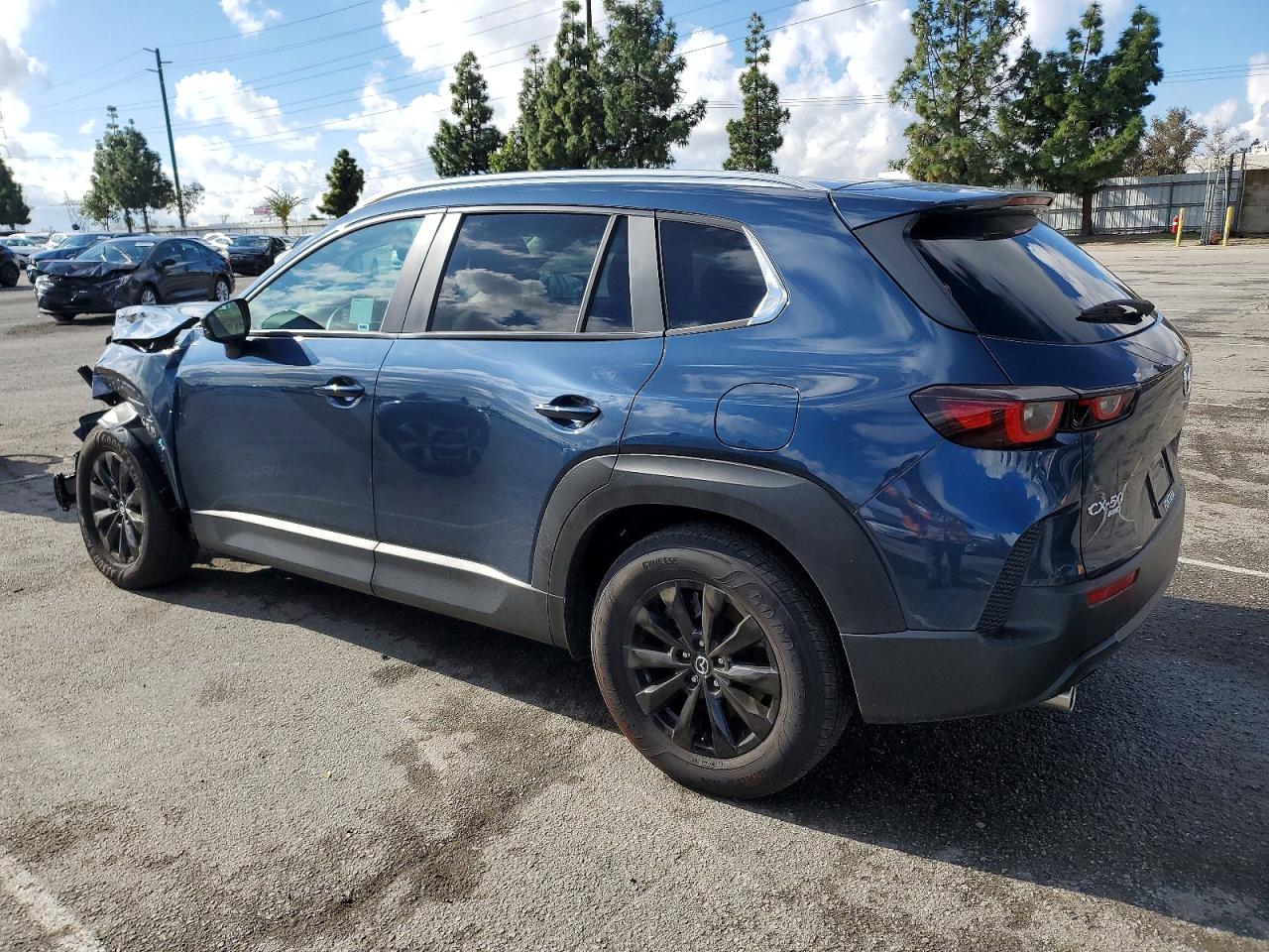 2025 MAZDA CX-50 PREFERRED photo 3