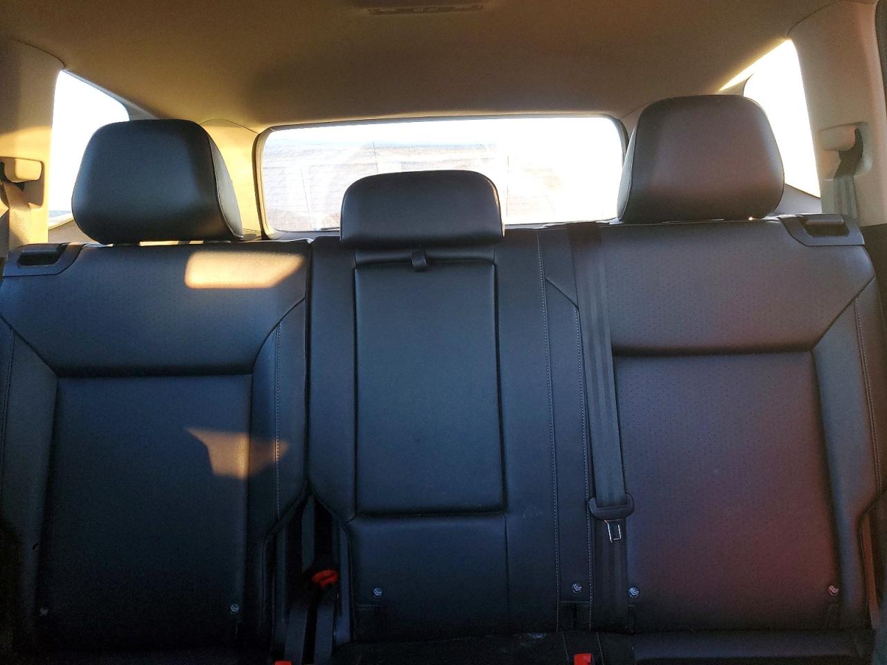 2018 VOLKSWAGEN ATLAS SE photo 10
