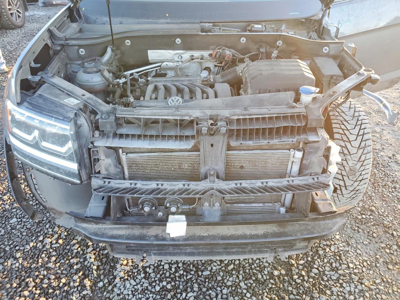 2018 VOLKSWAGEN ATLAS SE photo 12