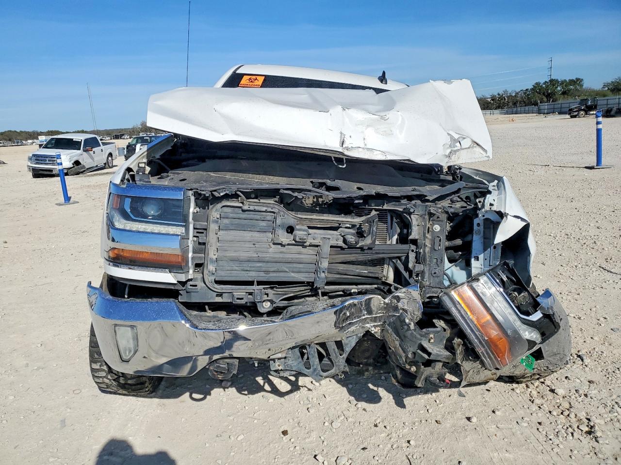 2018 CHEVROLET SILVERADO K1500 LT photo 9