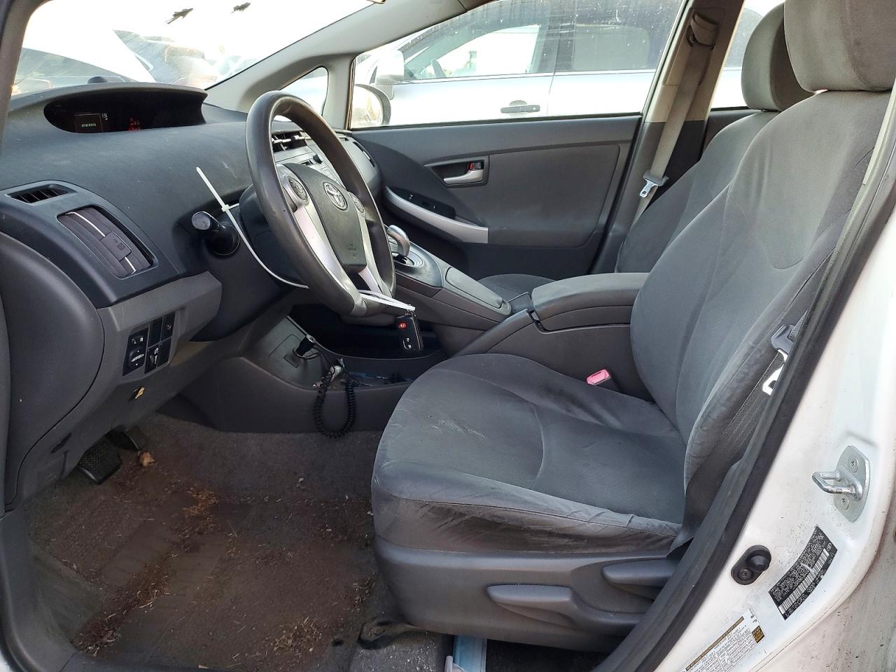 2010 TOYOTA PRIUS photo 7