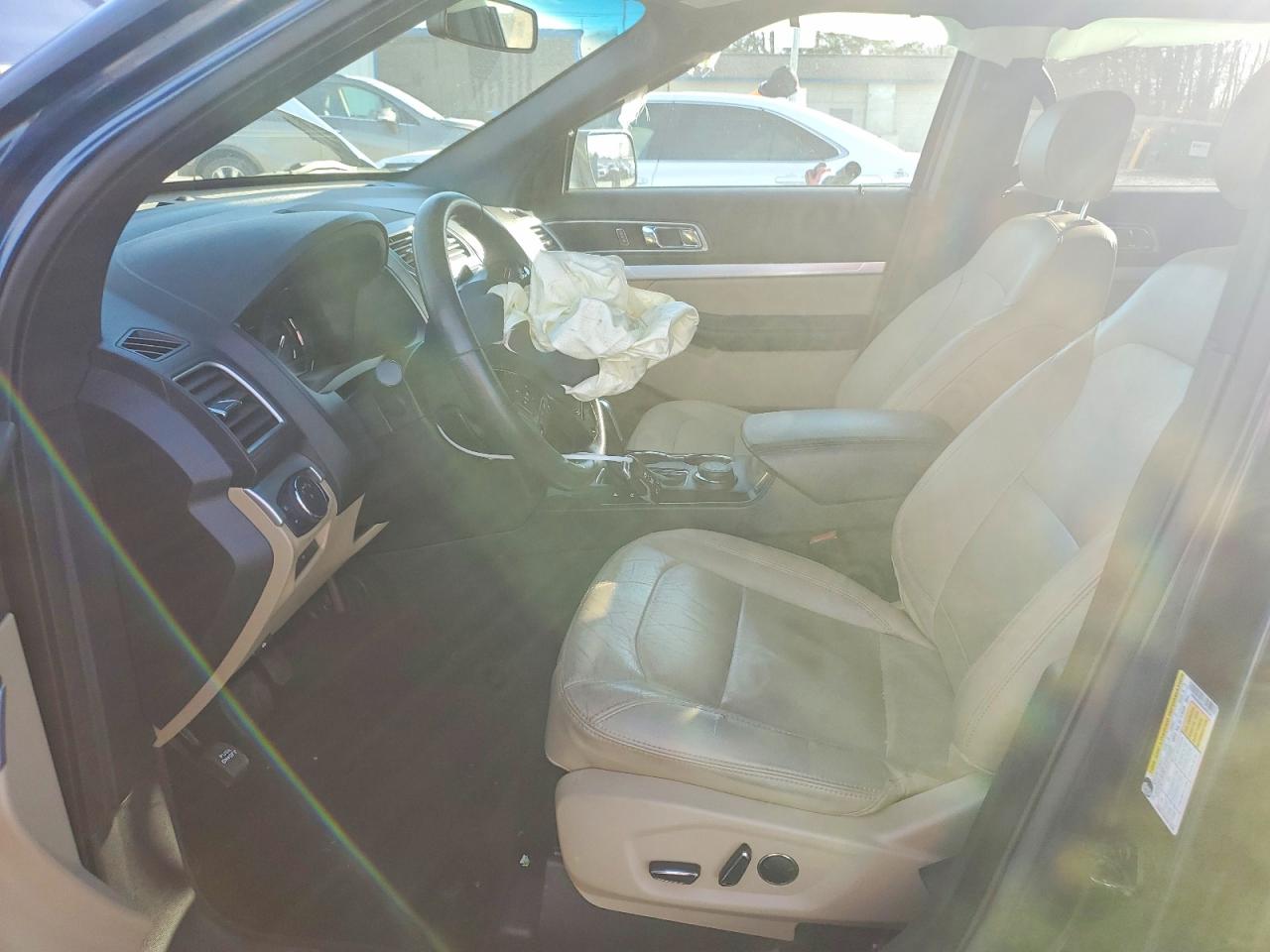 2016 FORD EXPLORER XLT photo 7