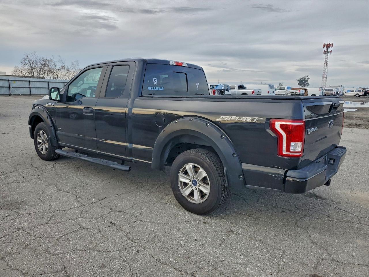 2015 FORD F150 SUPER CAB photo 2