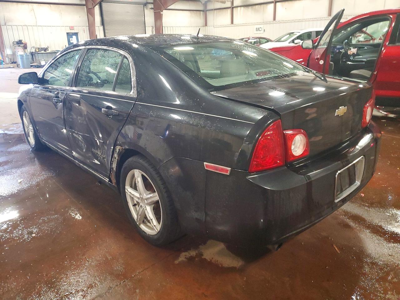 2009 CHEVROLET MALIBU 2LT photo 2