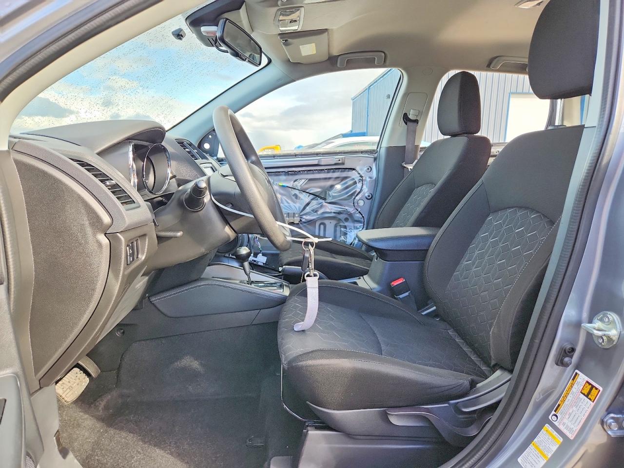 2023 MITSUBISHI OUTLANDER SPORT S/SE photo 7