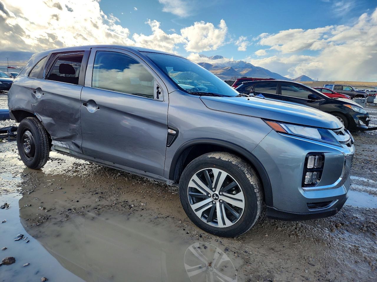 2023 MITSUBISHI OUTLANDER SPORT S/SE photo 4