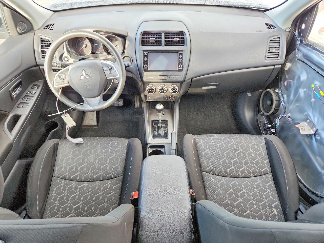 2023 MITSUBISHI OUTLANDER SPORT S/SE photo 8