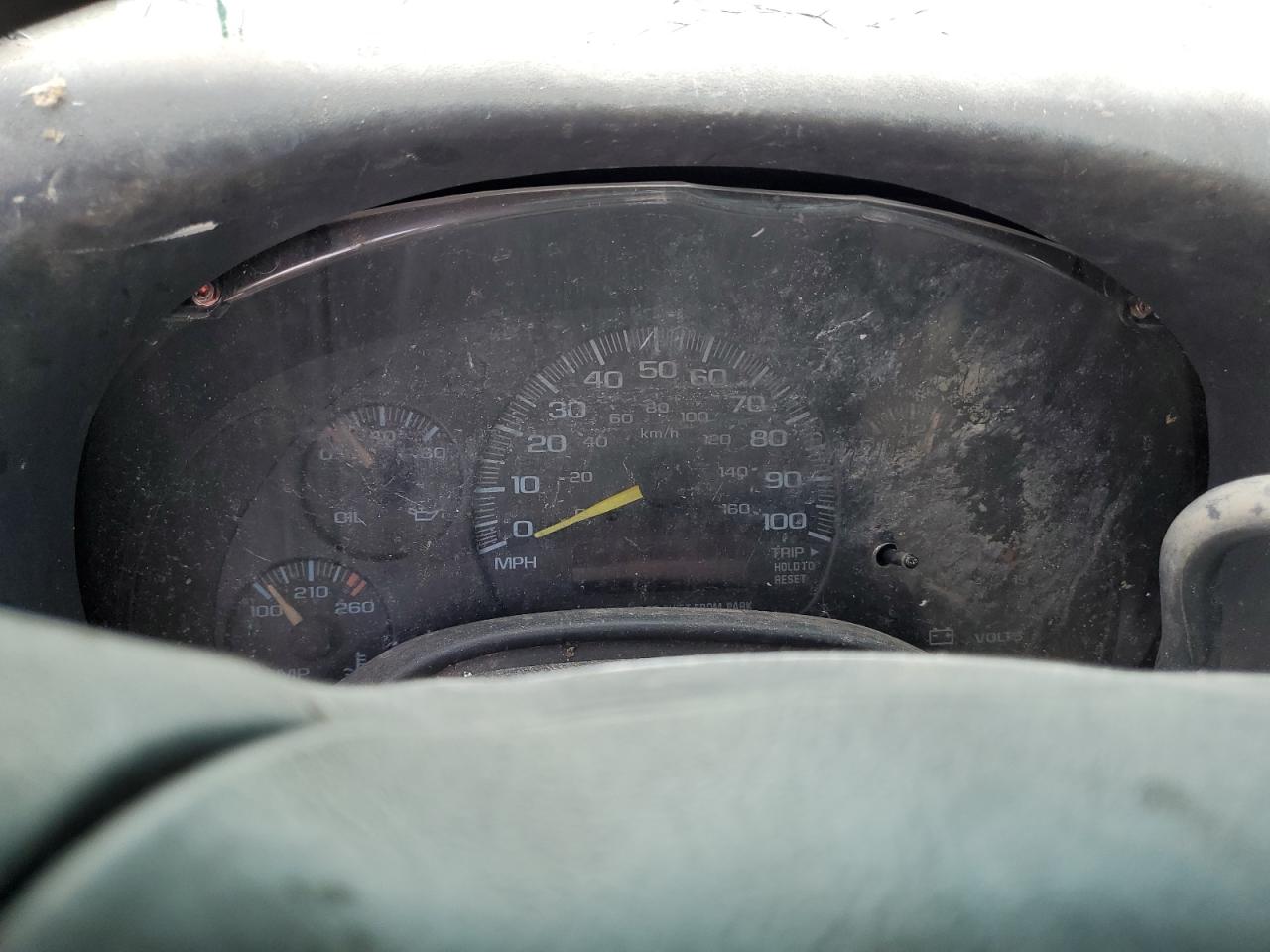 1998 GMC SAVANA photo 25