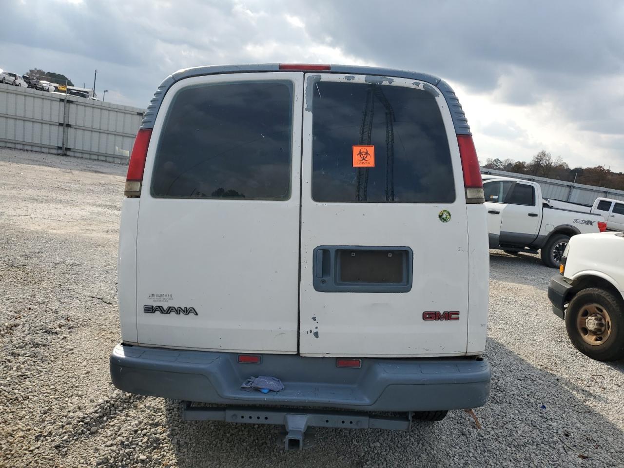 1998 GMC SAVANA photo 16