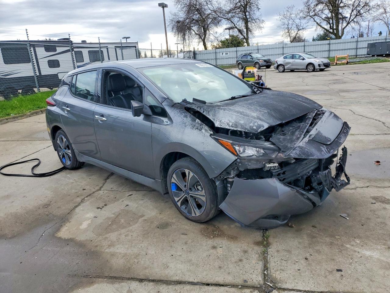 2022 NISSAN LEAF SL PLUS photo 4