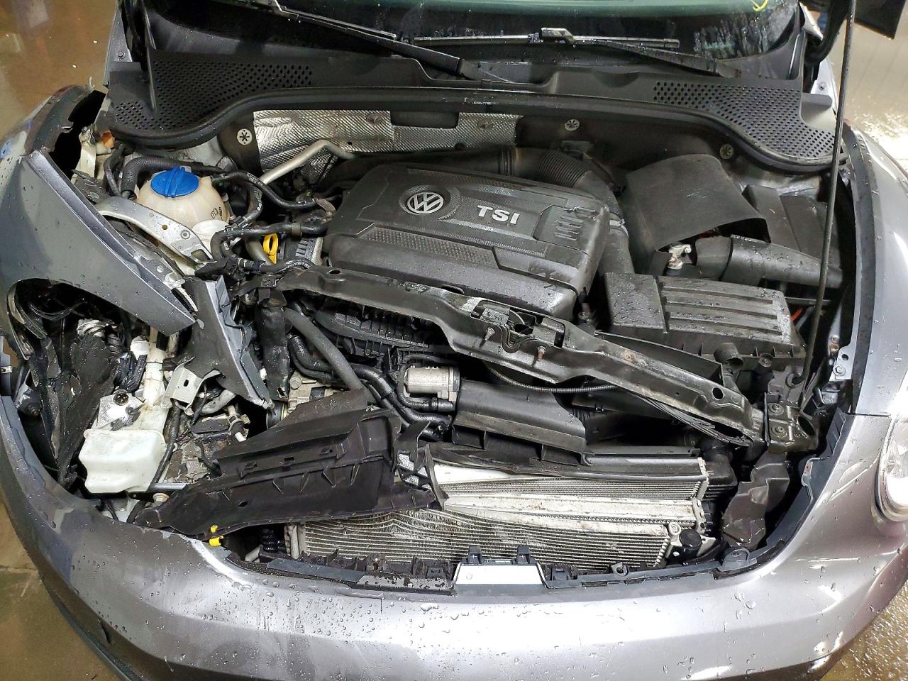 2015 VOLKSWAGEN BEETLE 1.8T photo 11