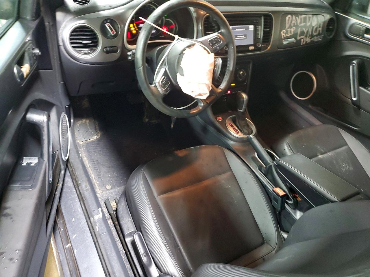 2015 VOLKSWAGEN BEETLE 1.8T photo 8