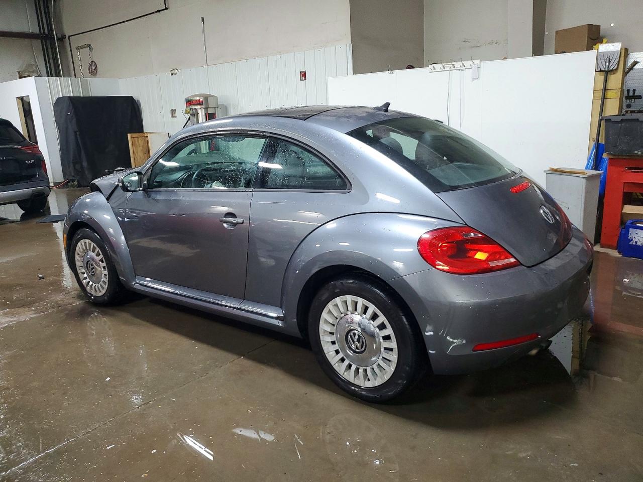 2015 VOLKSWAGEN BEETLE 1.8T photo 2