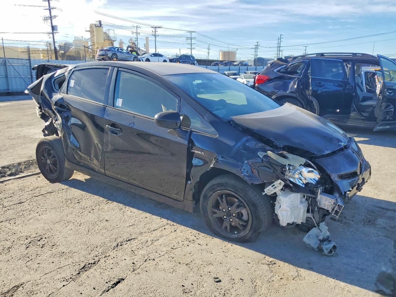 2015 TOYOTA PRIUS photo 4