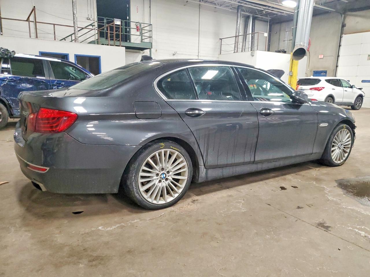 2014 BMW 550 XI photo 3