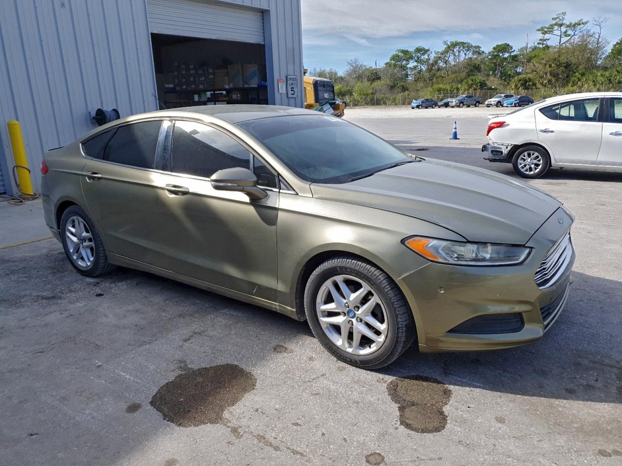 2013 FORD FUSION SE photo 4