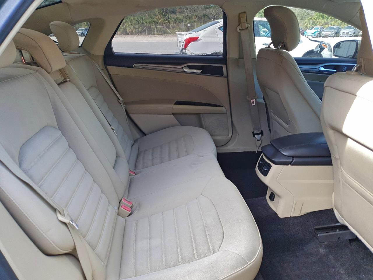 2013 FORD FUSION SE photo 10