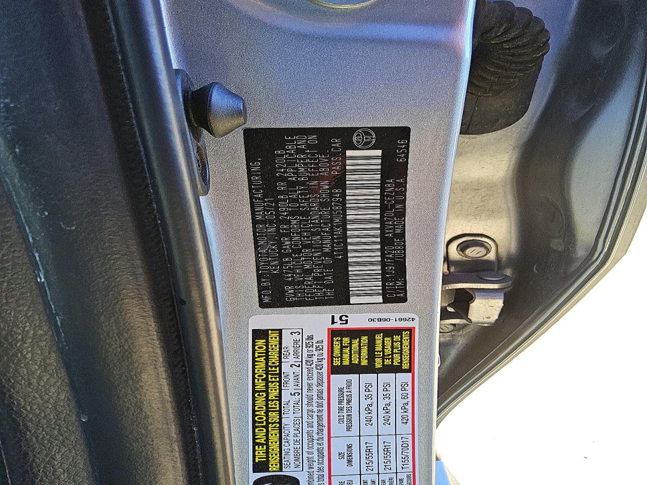 2021 TOYOTA CAMRY LE photo 12