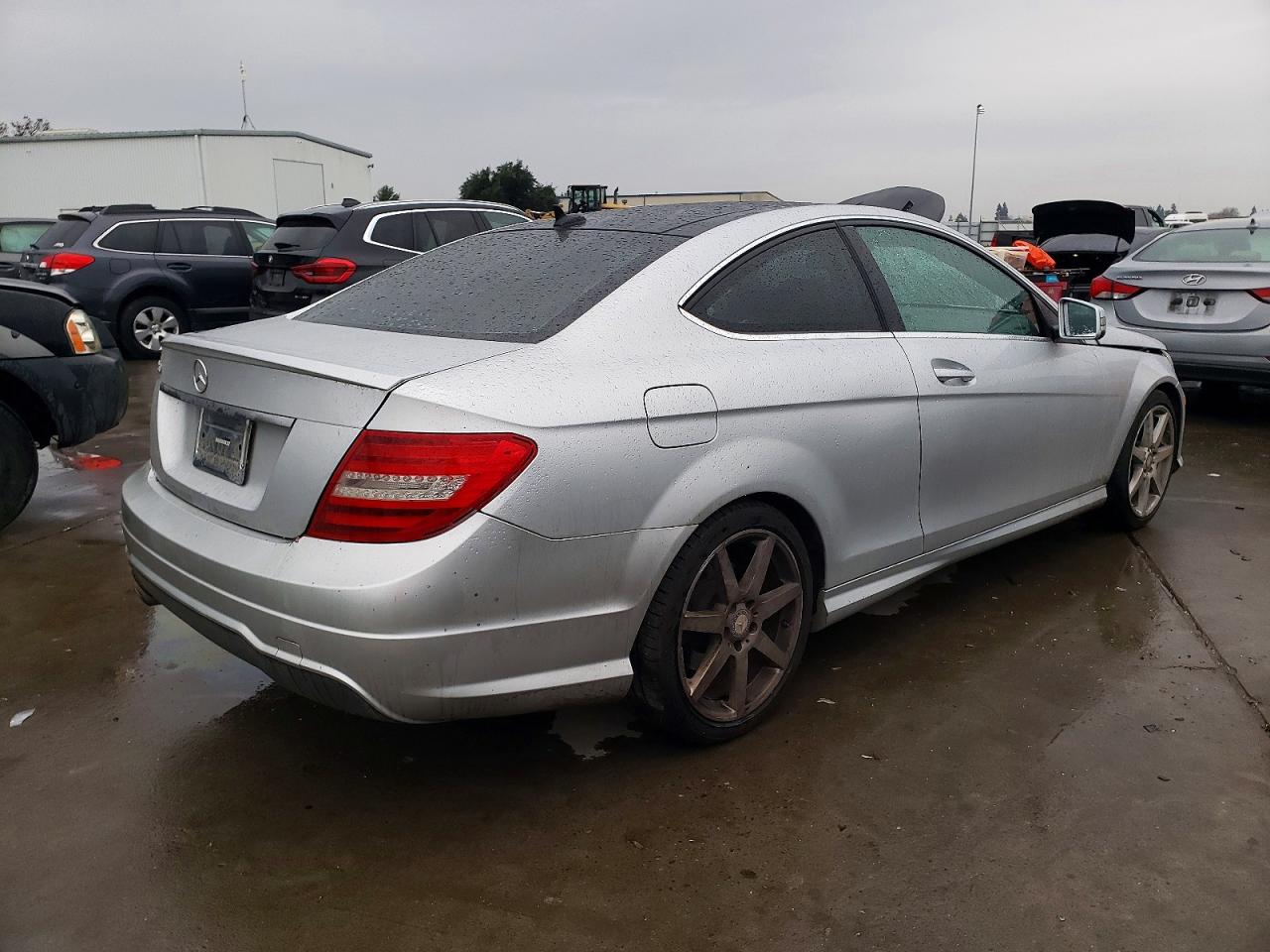 2015 MERCEDES-BENZ C 250 photo 3