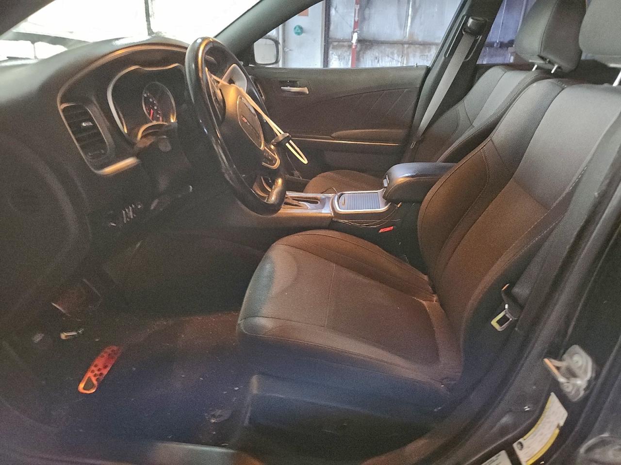 2016 DODGE CHARGER SXT photo 13