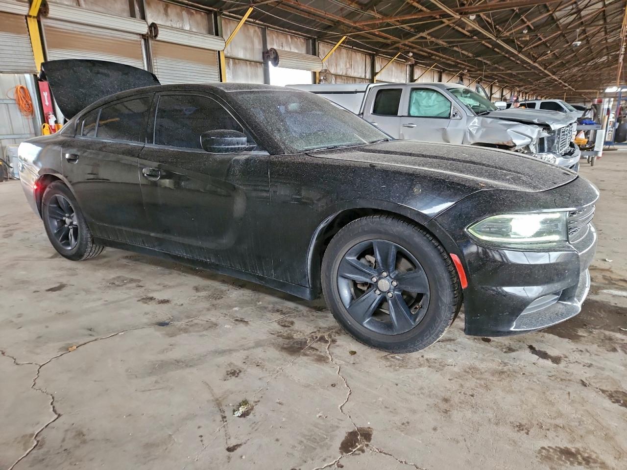 2016 DODGE CHARGER SXT photo 7