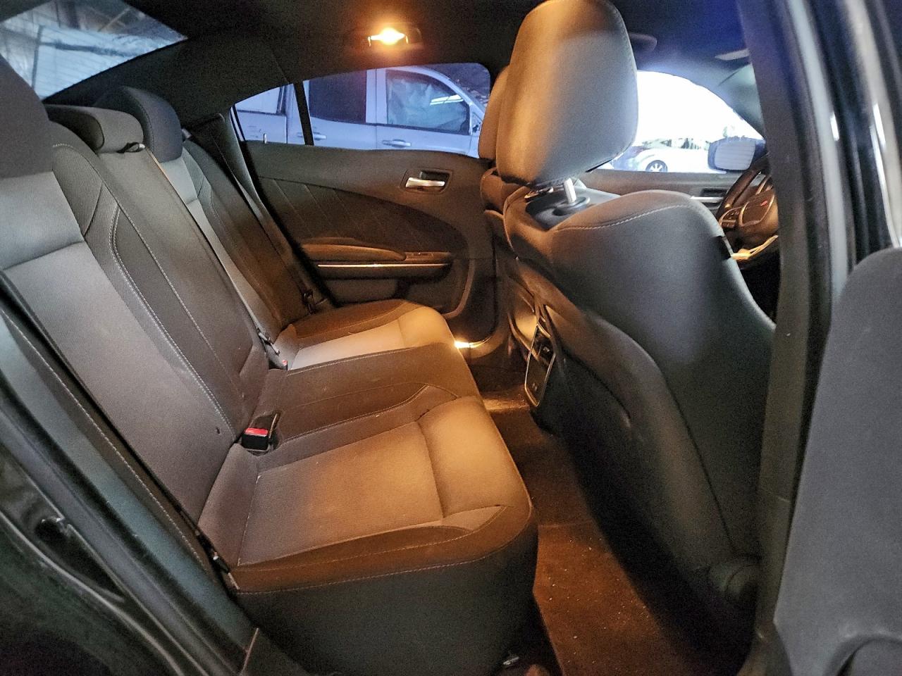 2016 DODGE CHARGER SXT photo 19