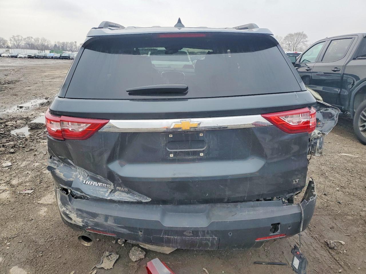 2019 CHEVROLET TRAVERSE LT photo 6
