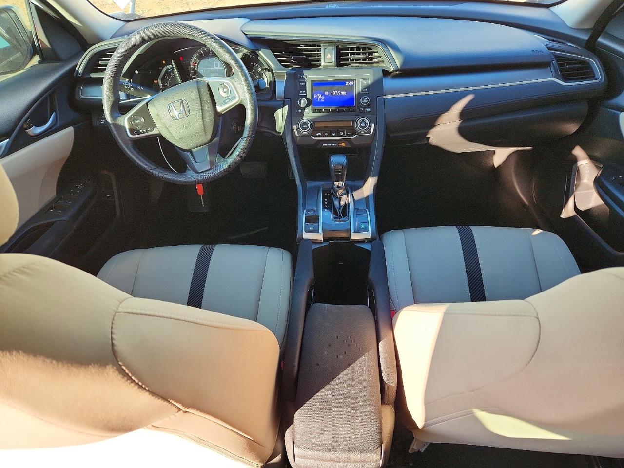 2016 HONDA CIVIC LX photo 8