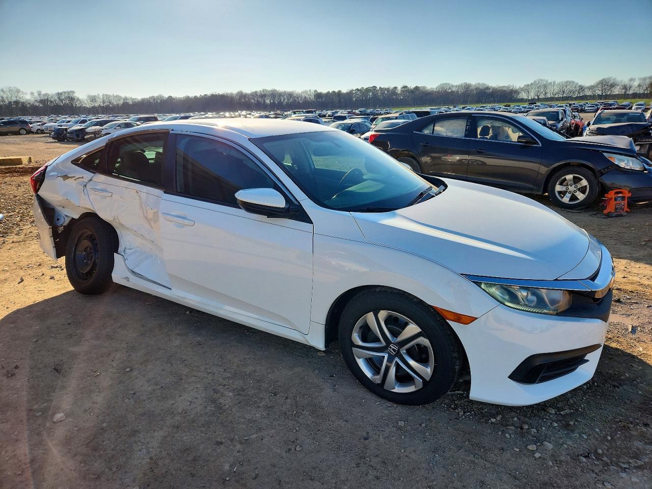 2016 HONDA CIVIC LX photo 4
