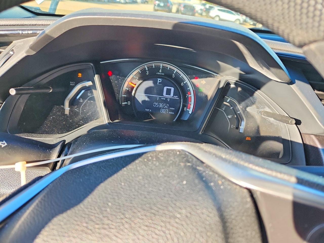 2016 HONDA CIVIC LX photo 9
