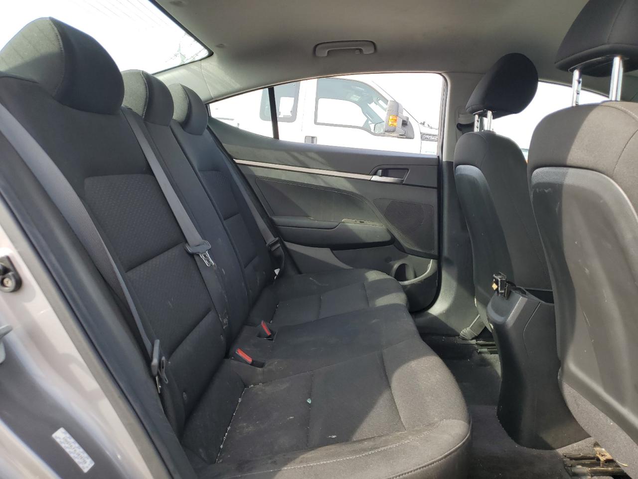 2020 HYUNDAI ELANTRA SE photo 10