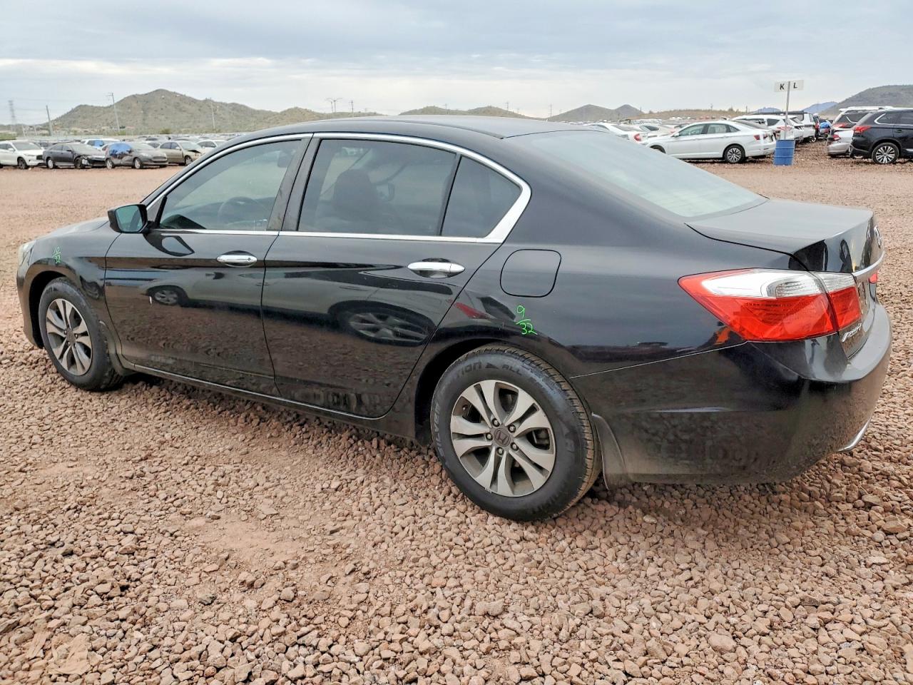 2015 HONDA ACCORD LX photo 2