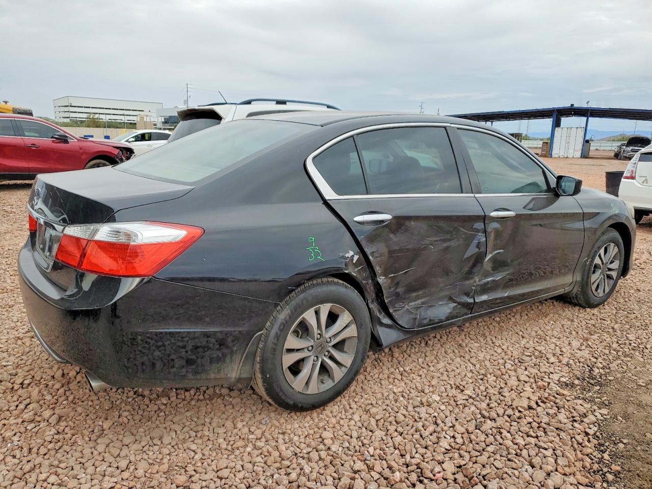 2015 HONDA ACCORD LX photo 3