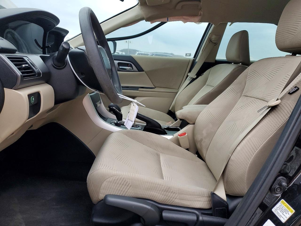 2015 HONDA ACCORD LX photo 7