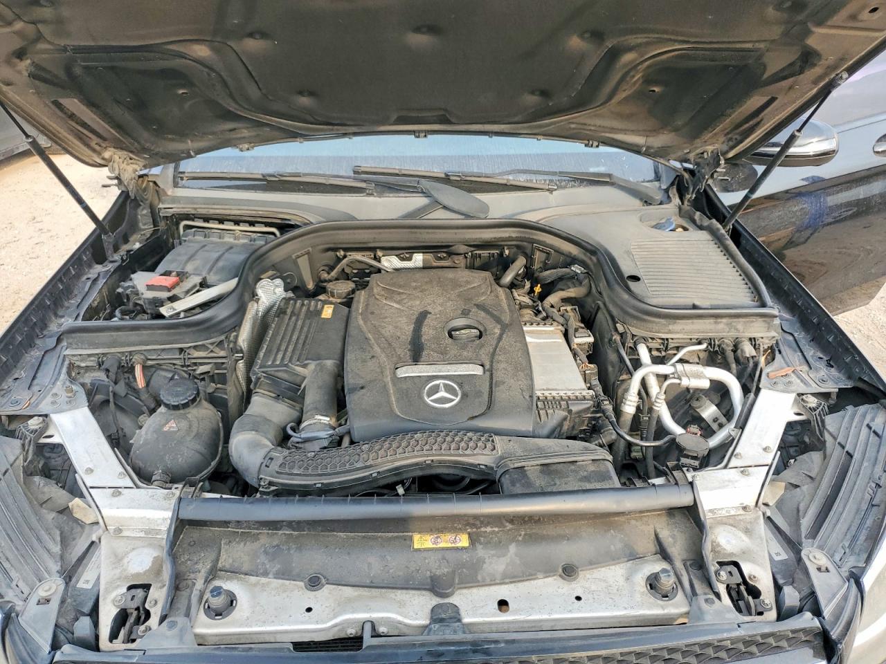 2016 MERCEDES-BENZ GLC 300 photo 21