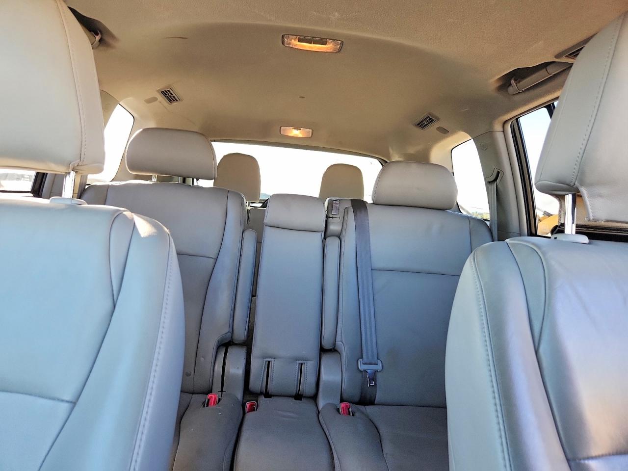 2009 TOYOTA HIGHLANDER LIMITED photo 10