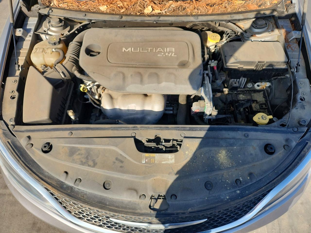 2015 CHRYSLER 200 LIMITED photo 11