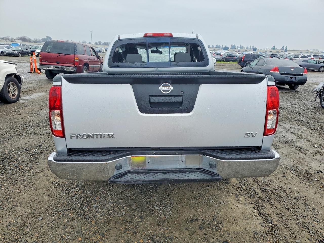2018 NISSAN FRONTIER S photo 11
