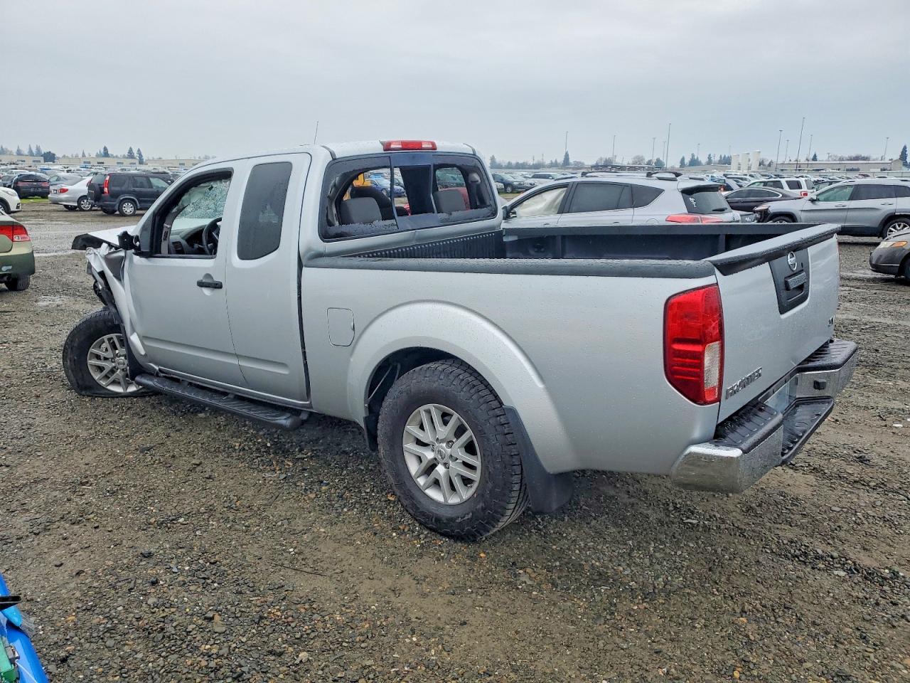 2018 NISSAN FRONTIER S photo 3