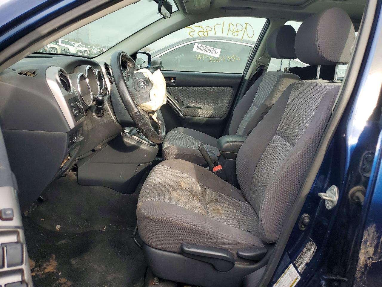 2005 TOYOTA COROLLA MATRIX BASE photo 7